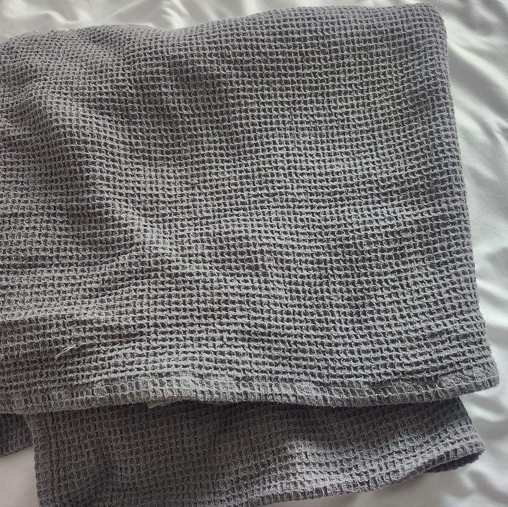 Gray King SIZE Waffle Knit Blanket